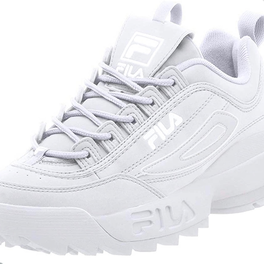 Fila disruptor2 women’s size 7. White